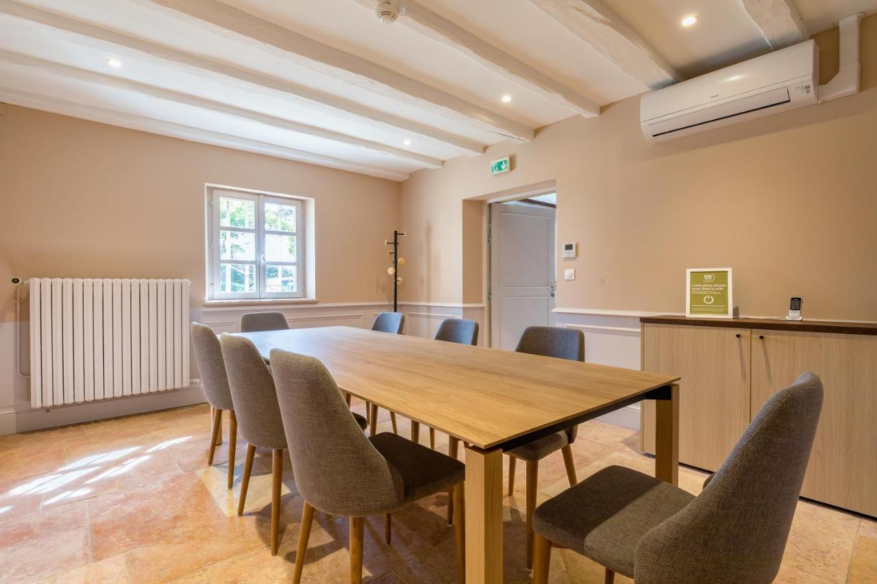 Отель Ibis Styles Dijon Sud Domaine De Beauregard 21600 Лонвик Экстерьер фото
